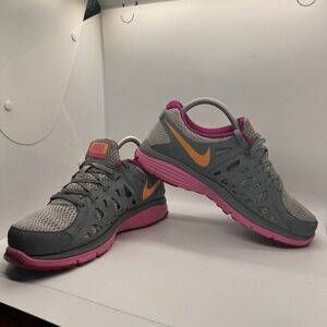 Nike Dual‎ Fusion Run 2 Women's Gray Pink Running Shoes Sneakers Size 8